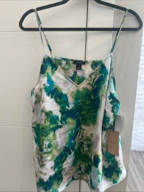 New Halogen Green & White Abstract Satin V-Neck Cami